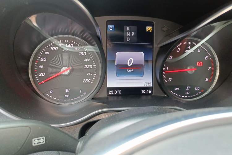 Used Mercedes-Benz C-Class 2017 Facelift C 200 Coupe Instrument Cluster
