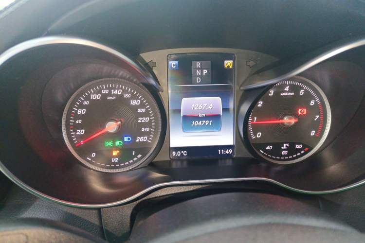Used Mercedes-Benz C-Class 2017 Facelift C 200 L Sport Edition Instrument Cluster