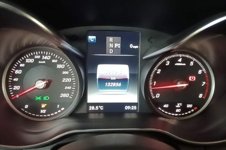 Used Mercedes-Benz C-Class 2017 C 180 L Sport Edition Instrument Cluster