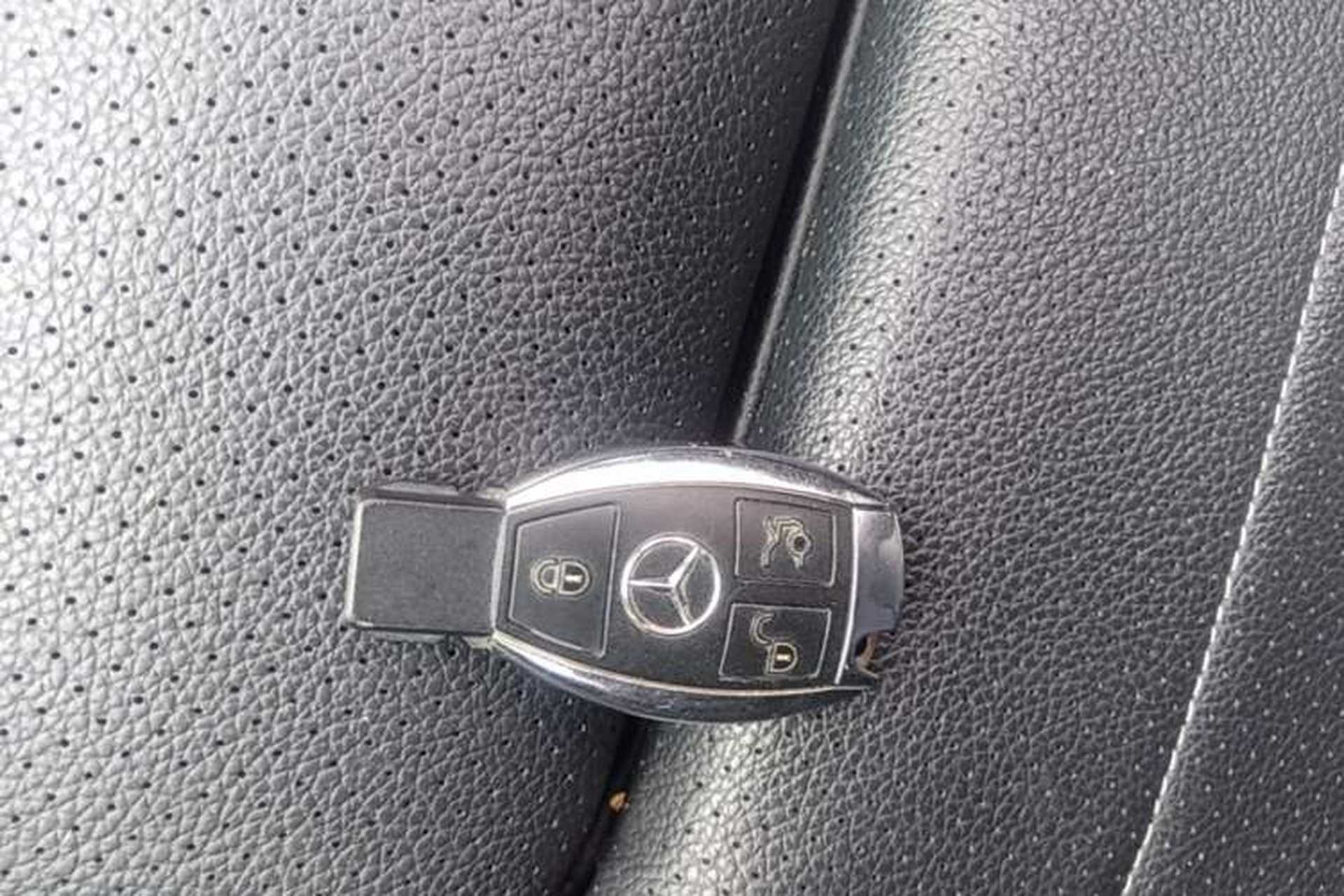 Used Mercedes-Benz C-Class 2017 C 200 4MATIC Coupe Interior 1