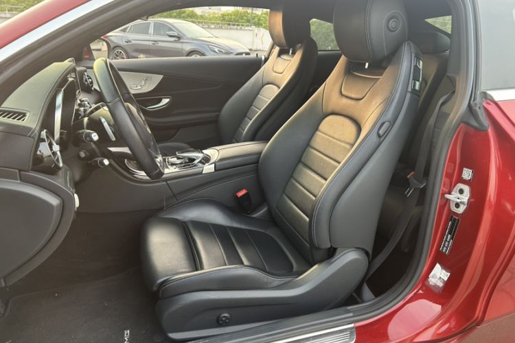 Used Mercedes-Benz C-Class 2017 C 200 4MATIC Coupe Interior 4