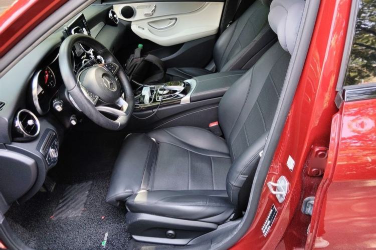 Used Mercedes-Benz C-Class 2017 Facelift C 200 Sport Edition 4MATIC Left Front Seat