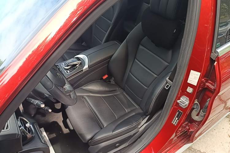 Used Mercedes-Benz C-Class 2017 Facelift C 200 L Sport Edition Left Front Seat