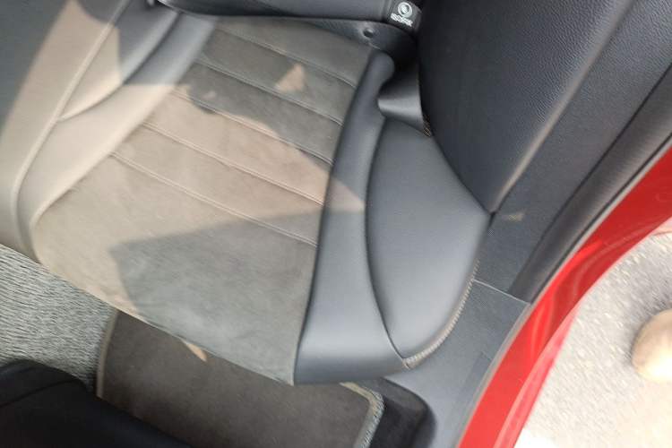 Used Mercedes-Benz C-Class 2017 C 200 Sport Edition Left Rear Seat