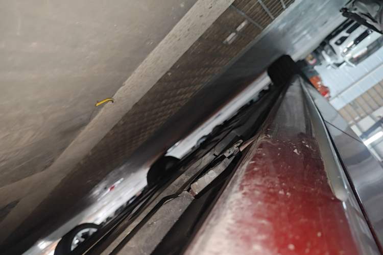 Used Mercedes-Benz C-Class 2017 C 180 L Sport Edition Left Side Sill