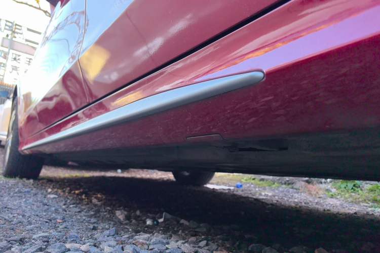 Used Mercedes-Benz C-Class 2017 C 200 L Sport Edition Left Side Sill