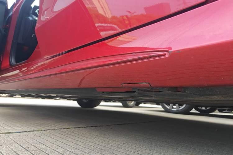 Used Mercedes-Benz C-Class 2017 Restyled C 200 Sport Edition Left Side Sill