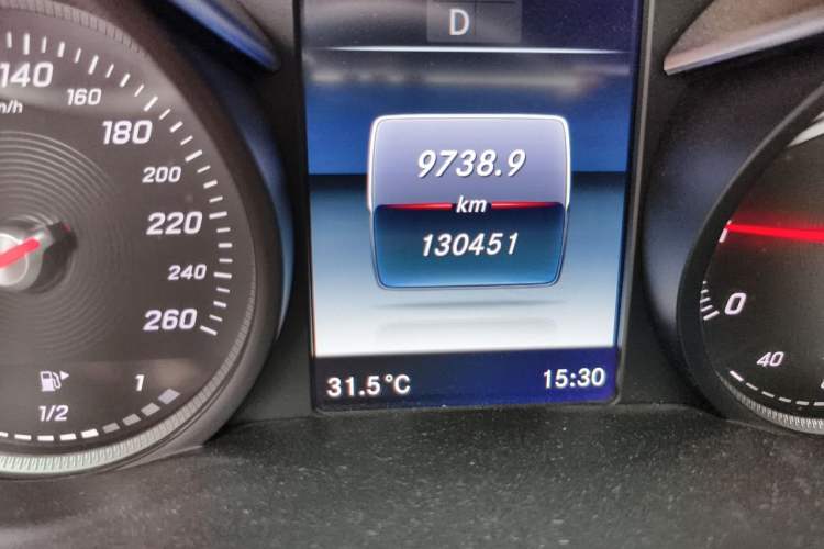 Used Mercedes-Benz C-Class 2017 C 200 Sport Edition Odometer Close Up