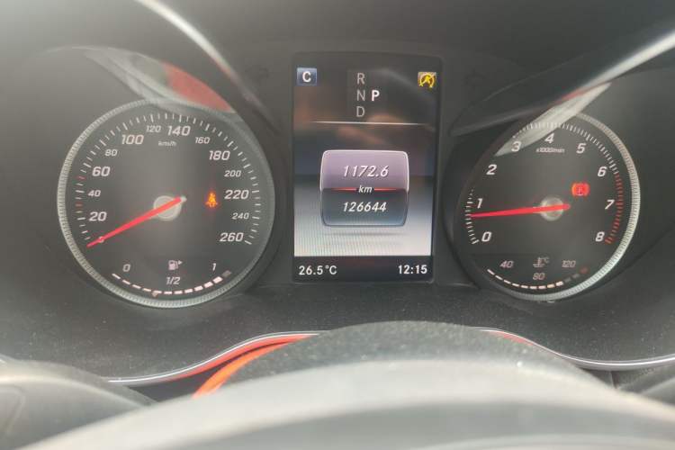 Used Mercedes-Benz C-Class 2017 Restyled C 180 L Fashion Edition Sport Version Odometer Close Up