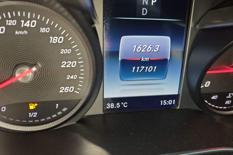 Used Mercedes-Benz C-Class 2017 C 200 Sport Edition Odometer Close Up