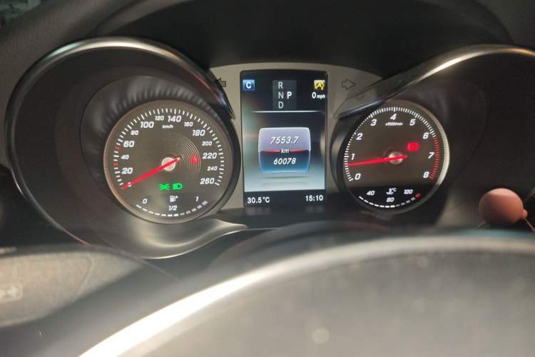 Used Mercedes-Benz C-Class 2017 Restyled C 200 Sport Edition Odometer Close Up