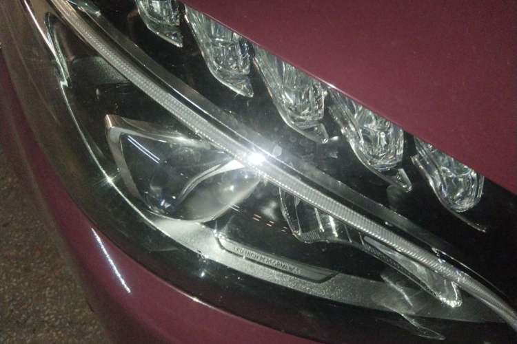 Used Mercedes-Benz C-Class 2017 C 200 L Sport Edition Right Front Headlight
