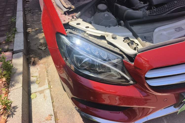Used Mercedes-Benz C-Class 2017 Restyled C 180 L Fashion Edition Sport Version Right Front Headlight
