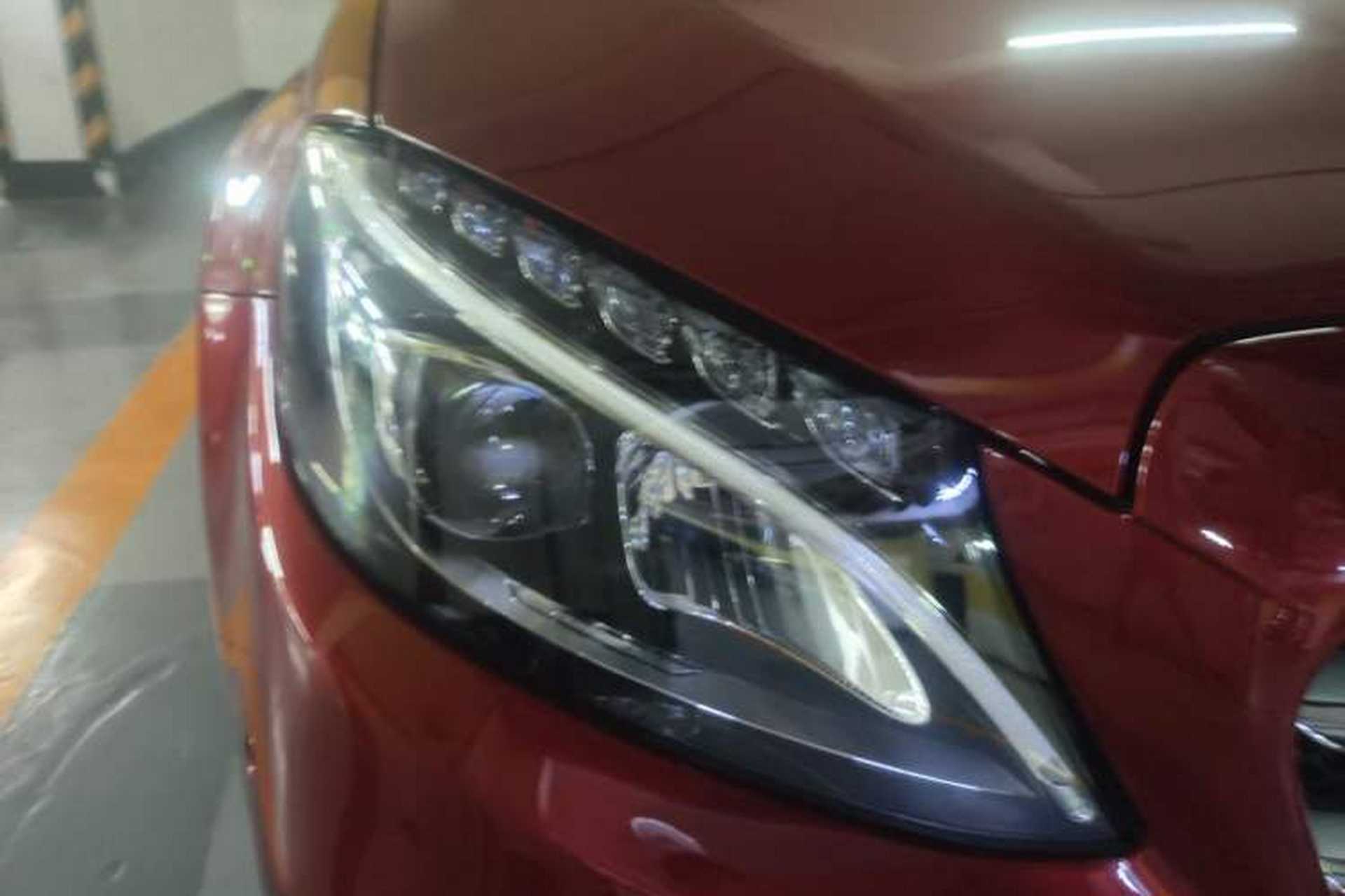 Used Mercedes-Benz C-Class 2017 Restyled C 180 L Fashion Edition Sport Version Right Front Headlight