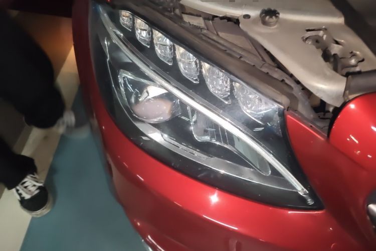 Used Mercedes-Benz C-Class 2017 Facelift C 200 L Sport Edition Right Front Headlight