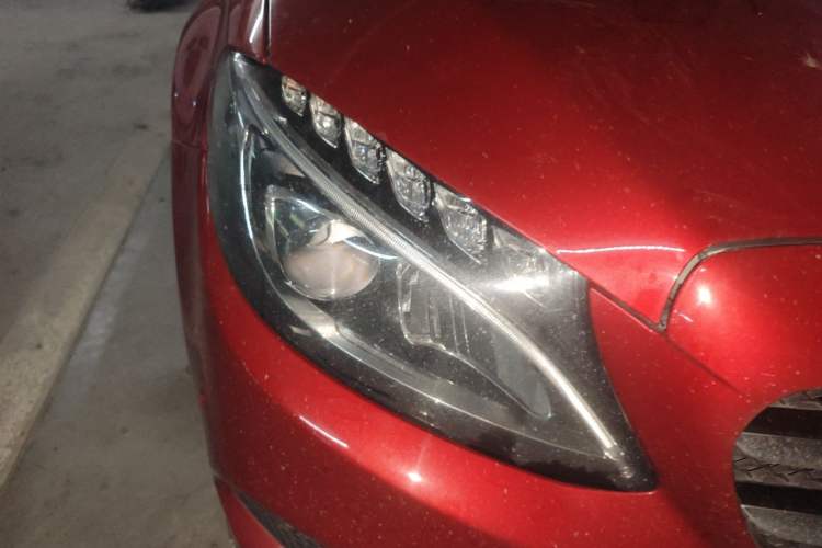 Used Mercedes-Benz C-Class 2017 Restyled C 200 Sport Edition Right Front Headlight