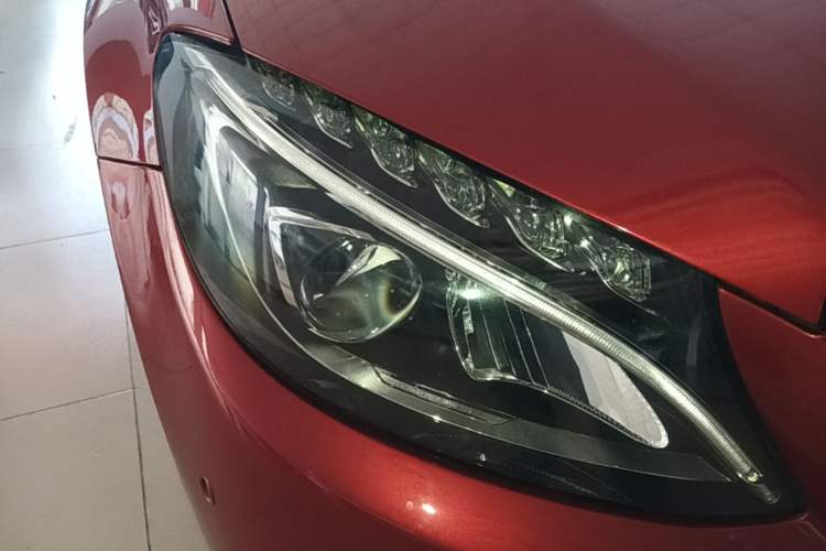 Used Mercedes-Benz C-Class 2017 C 180 L Sport Edition Right Front Headlight