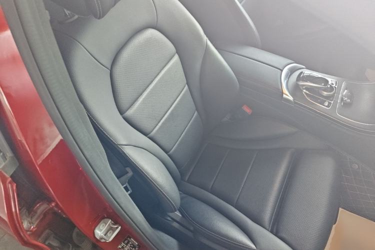 Used Mercedes-Benz C-Class 2017 Facelift C 200 L Sport Edition Right Front Seat