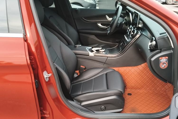 Used Mercedes-Benz C-Class 2017 C 180 L Sport Edition Right Front Seat