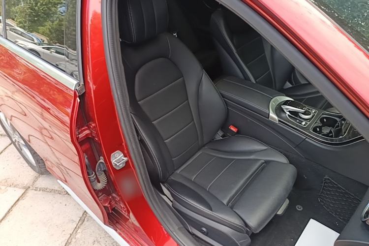 Used Mercedes-Benz C-Class 2017 Facelift C 200 L Sport Edition Right Front Seat