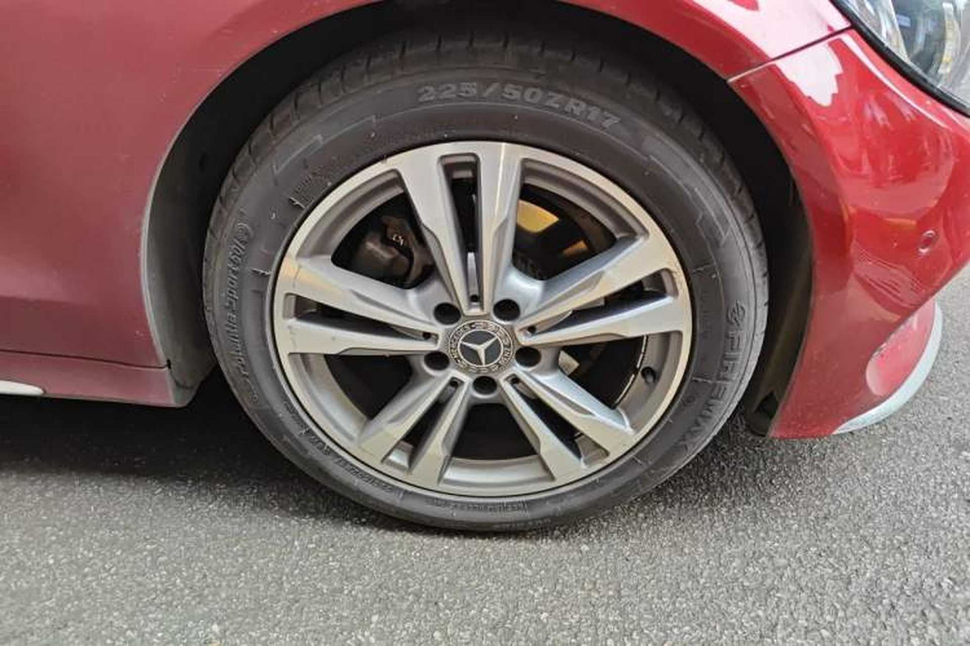 Used Mercedes-Benz C-Class 2017 Facelift C 200 L Sport Edition Right Front Wheel Hub