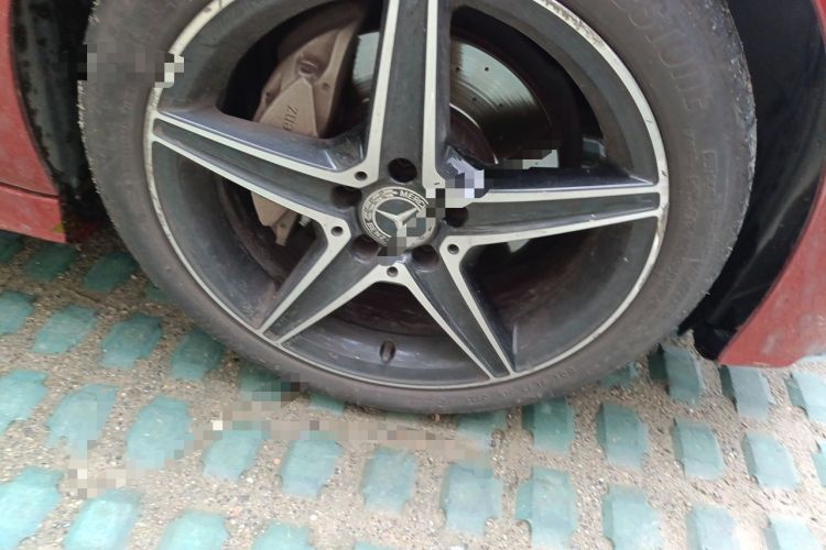 Used Mercedes-Benz C-Class 2017 Facelift C 200 Coupe Right Front Wheel Hub