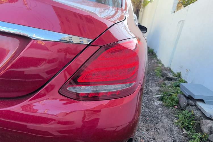 Used Mercedes-Benz C-Class 2017 C 200 L Sport Edition Right Rear Taillight