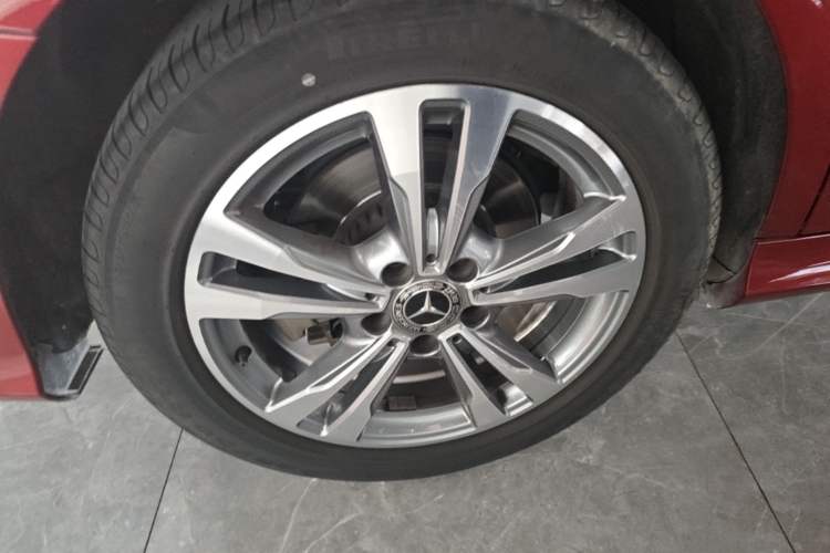 Used Mercedes-Benz C-Class 2017 Facelift C 200 L Sport Edition Right Rear Wheel Hub
