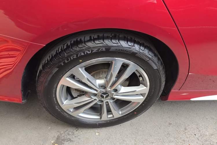 Used Mercedes-Benz C-Class 2017 Facelift C 200 L Sport Edition Right Rear Wheel Hub