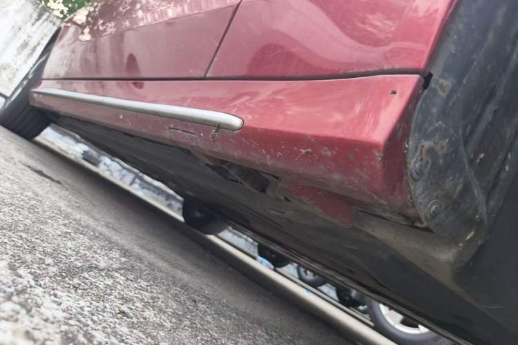 Used Mercedes-Benz C-Class 2017 Facelift C 200 L Sport Edition Right Side Sill