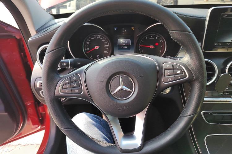Used Mercedes-Benz C-Class 2017 Restyled C 180 L Fashion Edition Sport Version Steering Wheel