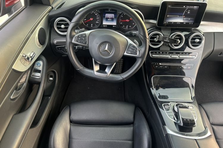Used Mercedes-Benz C-Class 2017 C 200 4MATIC Coupe Steering Wheel