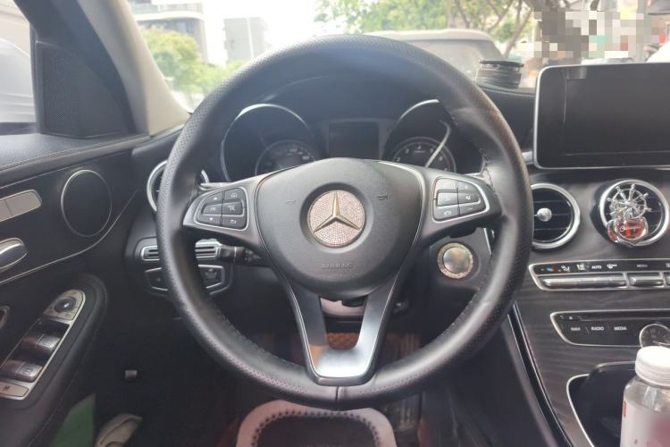 Used Mercedes-Benz C-Class 2017 Facelift C 200 L Sport Edition Steering Wheel