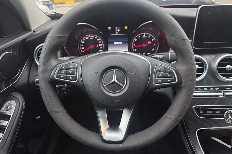 Used Mercedes-Benz C-Class 2017 Facelift C 200 Station Wagon Steering Wheel