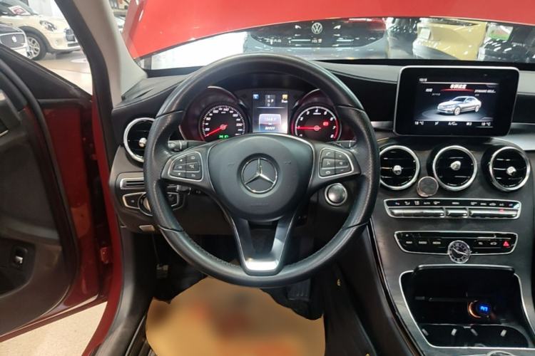 Used Mercedes-Benz C-Class 2017 Facelift C 200 L Sport Edition Steering Wheel
