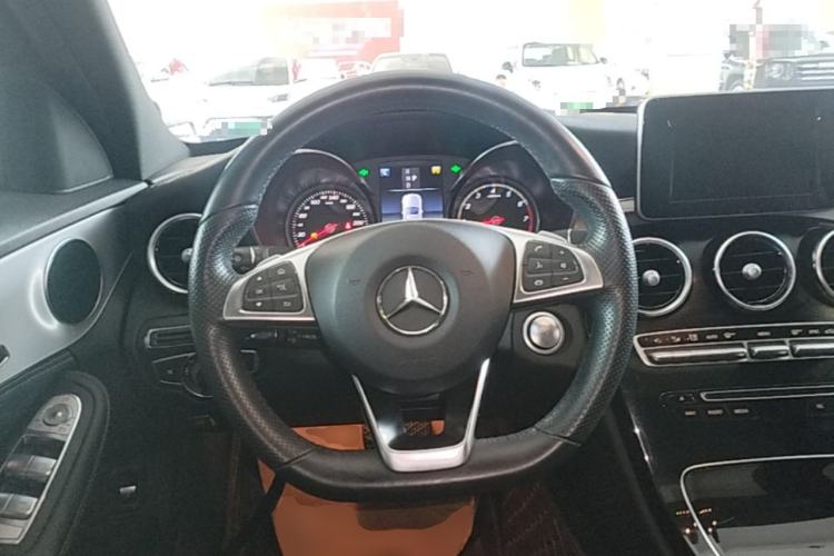 Used Mercedes-Benz C-Class 2017 Restyled C 200 Sport Edition Steering Wheel