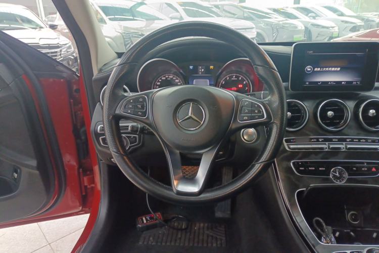 Used Mercedes-Benz C-Class 2017 Facelift C 200 L Sport Edition Steering Wheel