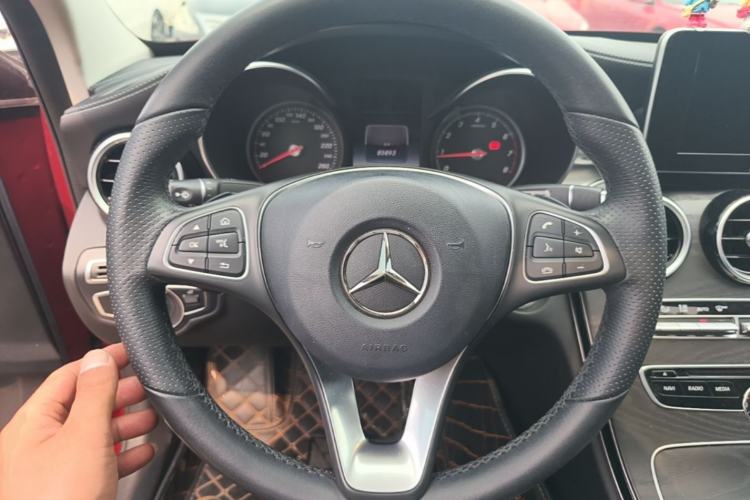 Used Mercedes-Benz C-Class 2017 Facelift C 200 L Sport Edition Steering Wheel