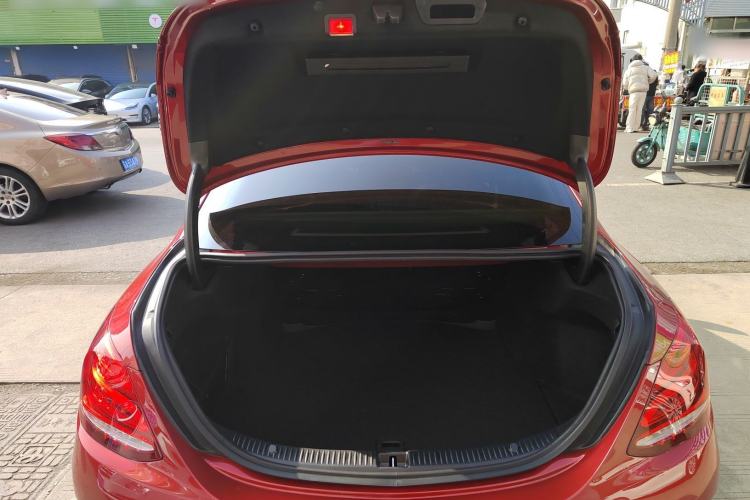 Used Mercedes-Benz C-Class 2017 Restyled C 180 L Fashion Edition Sport Version Trunk