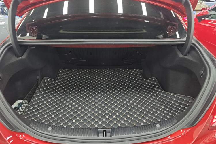 Used Mercedes-Benz C-Class 2017 C 200 L Sport Edition Trunk