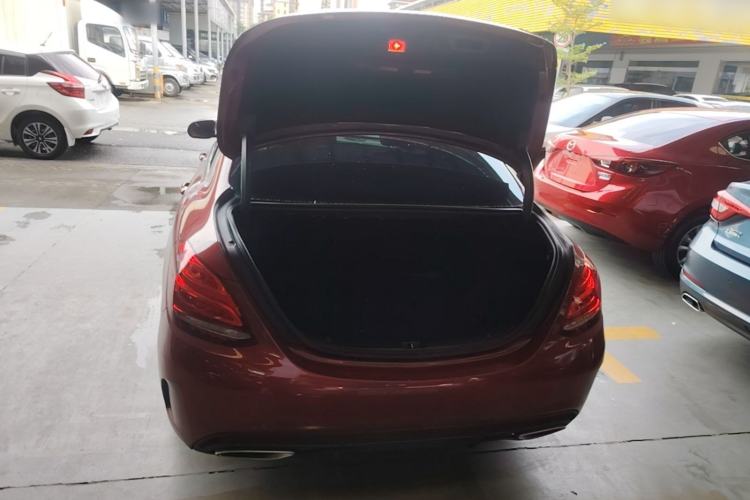 Used Mercedes-Benz C-Class 2017 Restyled C 200 Sport Edition Trunk