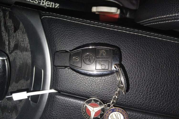 Used Mercedes-Benz C-Class 2017 C 200 L Sport Edition Vehicle Key