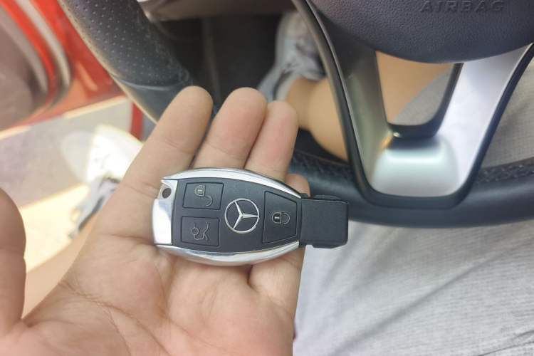 Used Mercedes-Benz C-Class 2017 Restyled C 180 L Fashion Edition Sport Version Vehicle Key