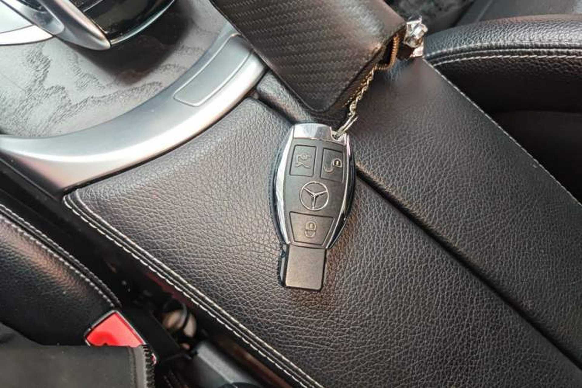 Used Mercedes-Benz C-Class 2017 Facelift C 200 L Sport Edition Vehicle Key