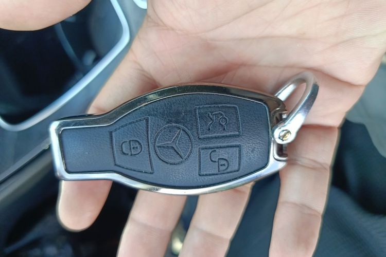 Used Mercedes-Benz C-Class 2017 Restyled C 180 L Fashion Edition Sport Version Vehicle Key