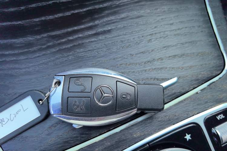Used Mercedes-Benz C-Class 2017 C 200 L Sport Edition Vehicle Key