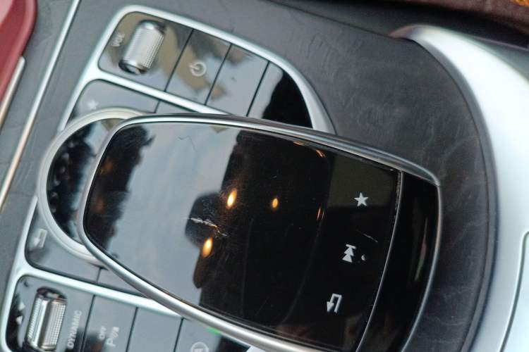 Used Mercedes-Benz C-Class 2017 Facelift C 200 L Sport Edition Vehicle Key