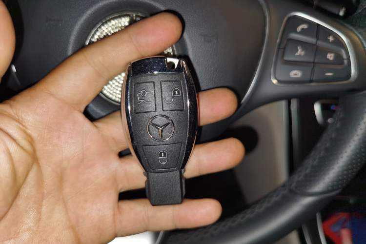 Used Mercedes-Benz C-Class 2017 Restyled C 180 L Fashion Edition Sport Version Vehicle Key
