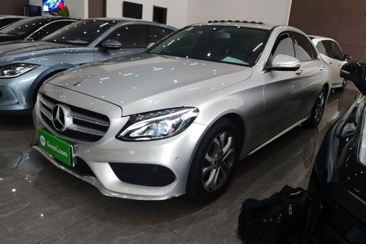 Used Mercedes-Benz C-Class 2017 Restyled C 180 L Fashion Edition Sport Version Guazi used car, China used car export, Used car for sale, Used Mercedes-Benz cars, Cheapest cars for sale