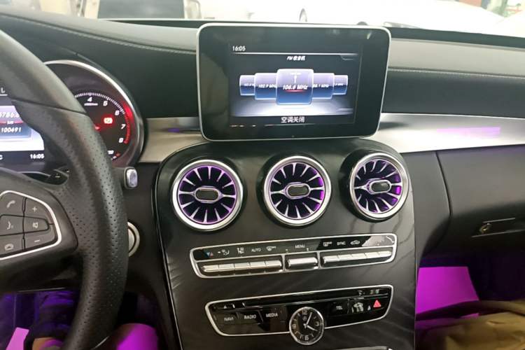 Used Mercedes-Benz C-Class 2017 Restyled C 180 L Fashion Edition Sport Version Audio And AC Panel